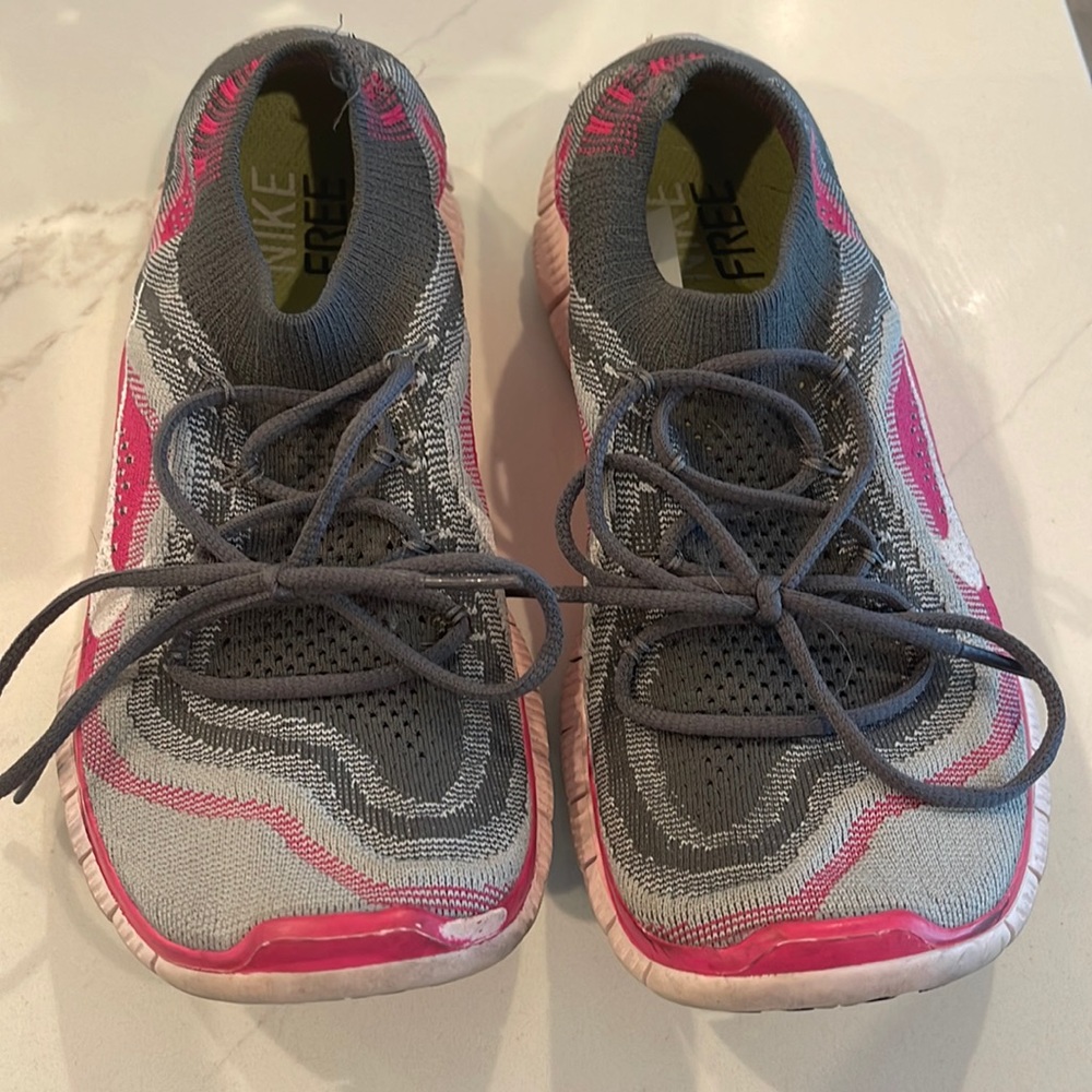 Nike free sneakers